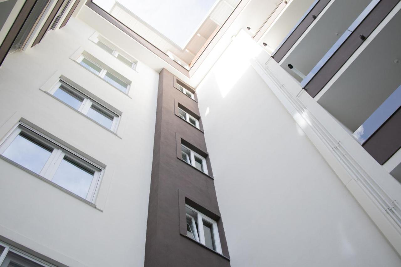E-Twelve Apartment Неаполь Экстерьер фото