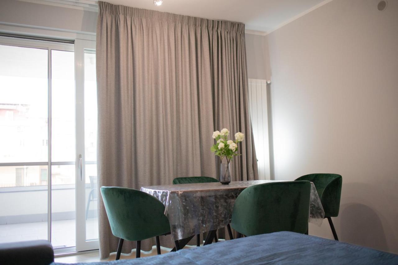 E-Twelve Apartment Неаполь Экстерьер фото